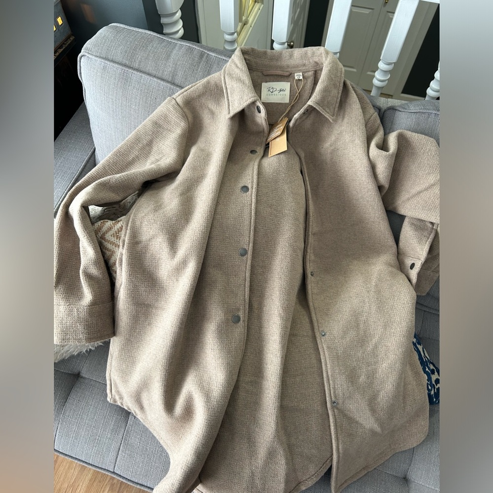 RD style Shacket